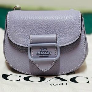 COACH MORGAN CARD CASE ON A CHAIN. USED ! GREAT CONDITION